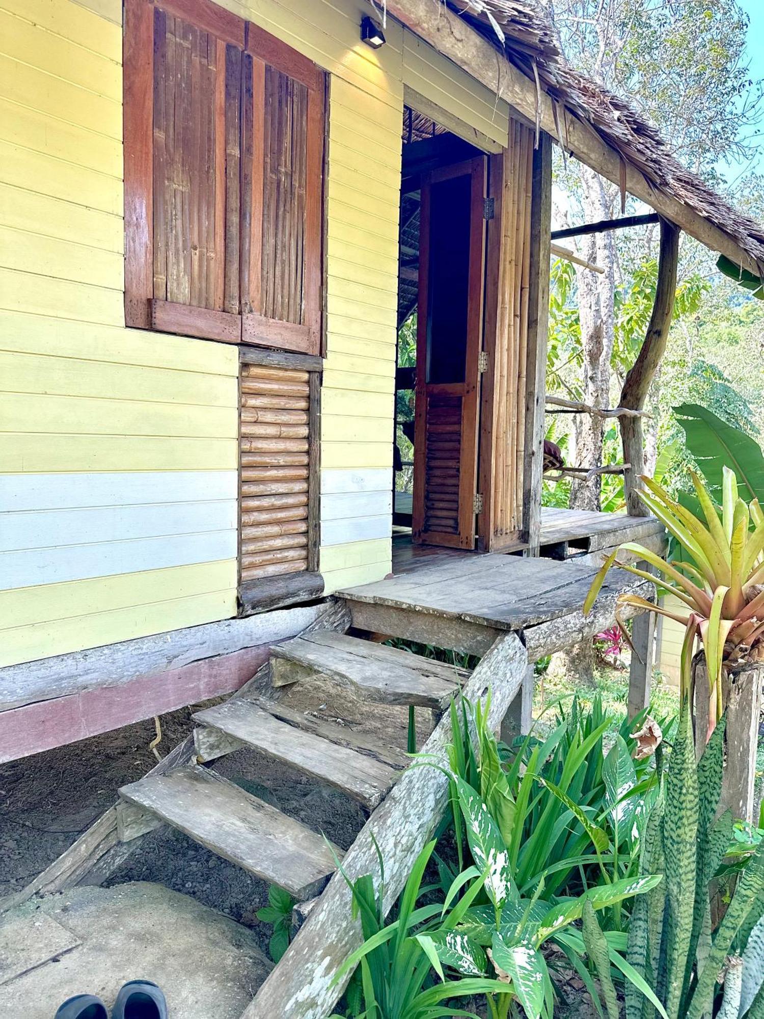 Koh Mook Mountain View Hotel Buitenkant foto